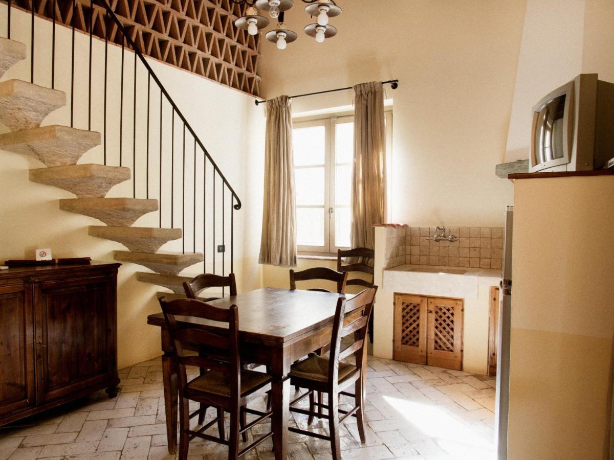 Agriturismo Gualdo Del Re Suvereto Kültér fotó