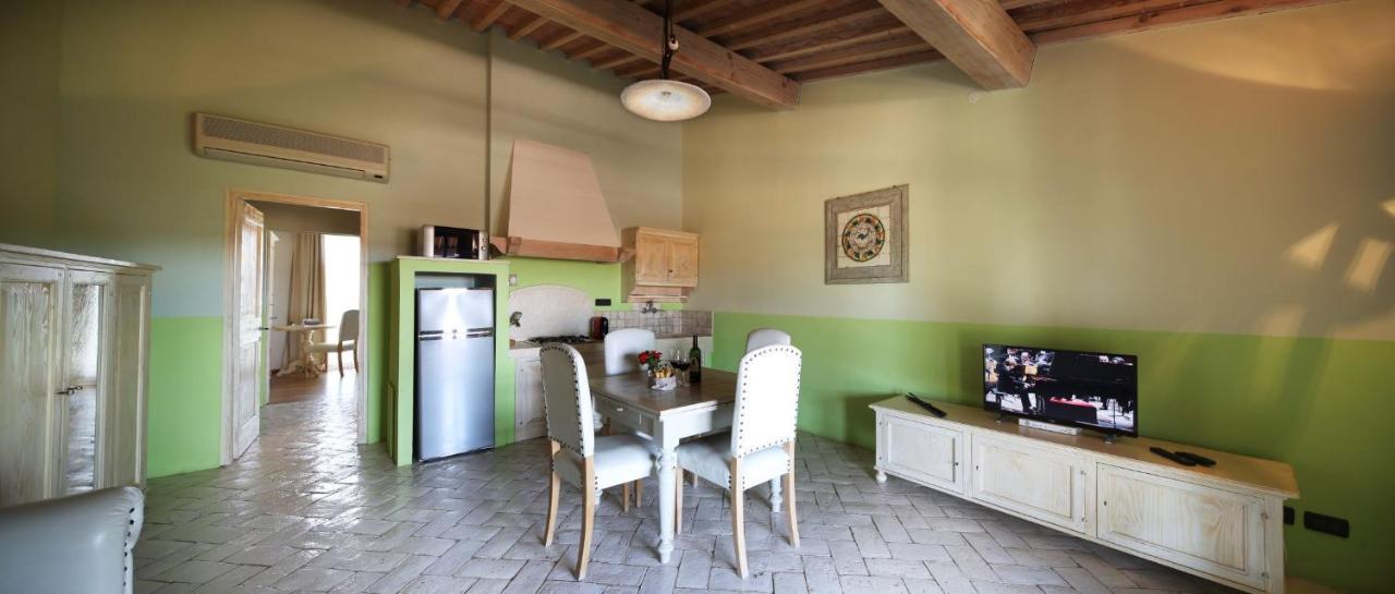 Agriturismo Gualdo Del Re Suvereto Kültér fotó