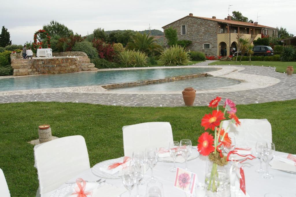 Agriturismo Gualdo Del Re Suvereto Kültér fotó